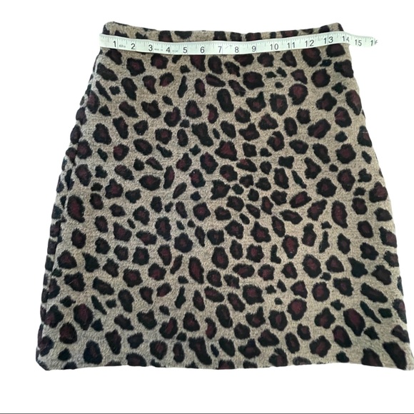 Ann Taylor Leopard Print Wool Blend Fully Lined A-Lined Mini Skirt Size 0 - Picture 7 of 9